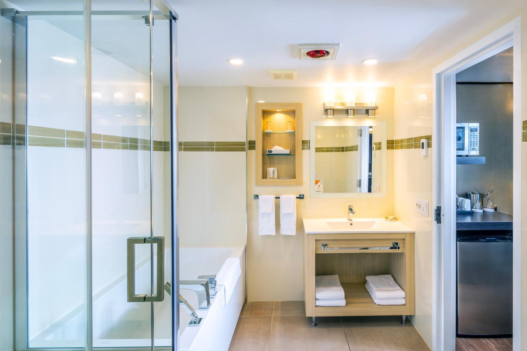 Les Suites De Laviolette Ascend Hotel Collection Trois-Rivières Екстериор снимка