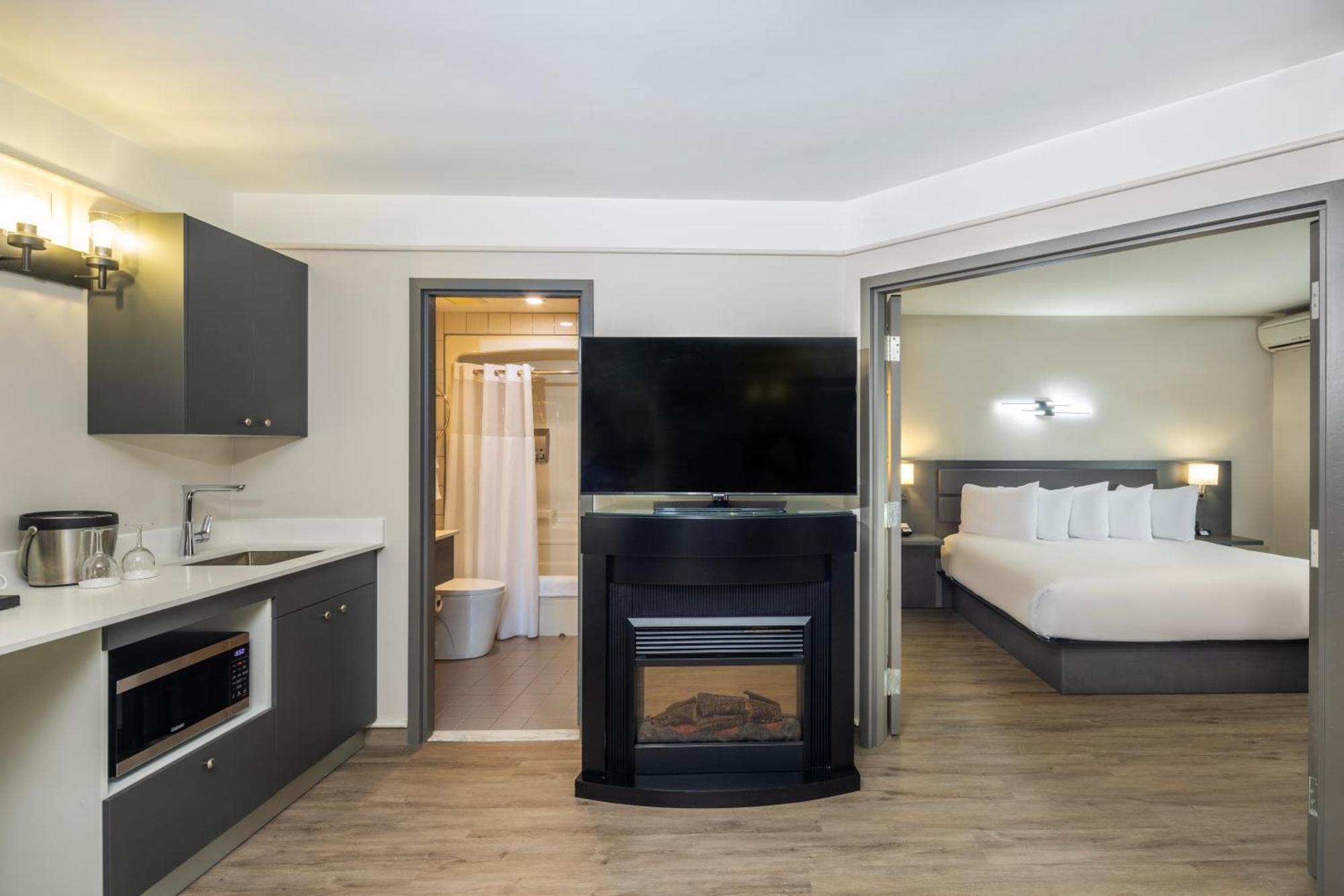 Les Suites De Laviolette Ascend Hotel Collection Trois-Rivières Екстериор снимка