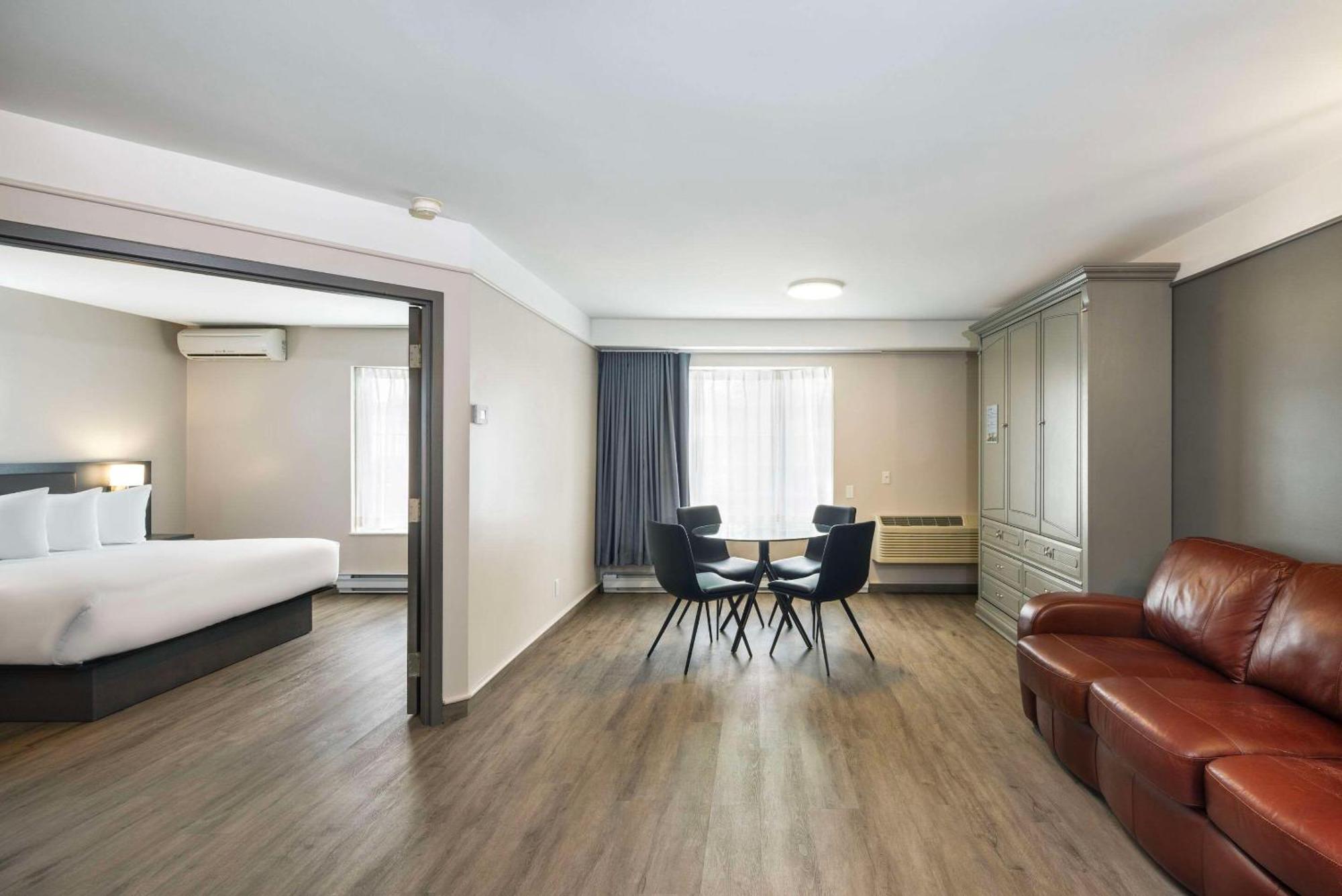 Les Suites De Laviolette Ascend Hotel Collection Trois-Rivières Екстериор снимка