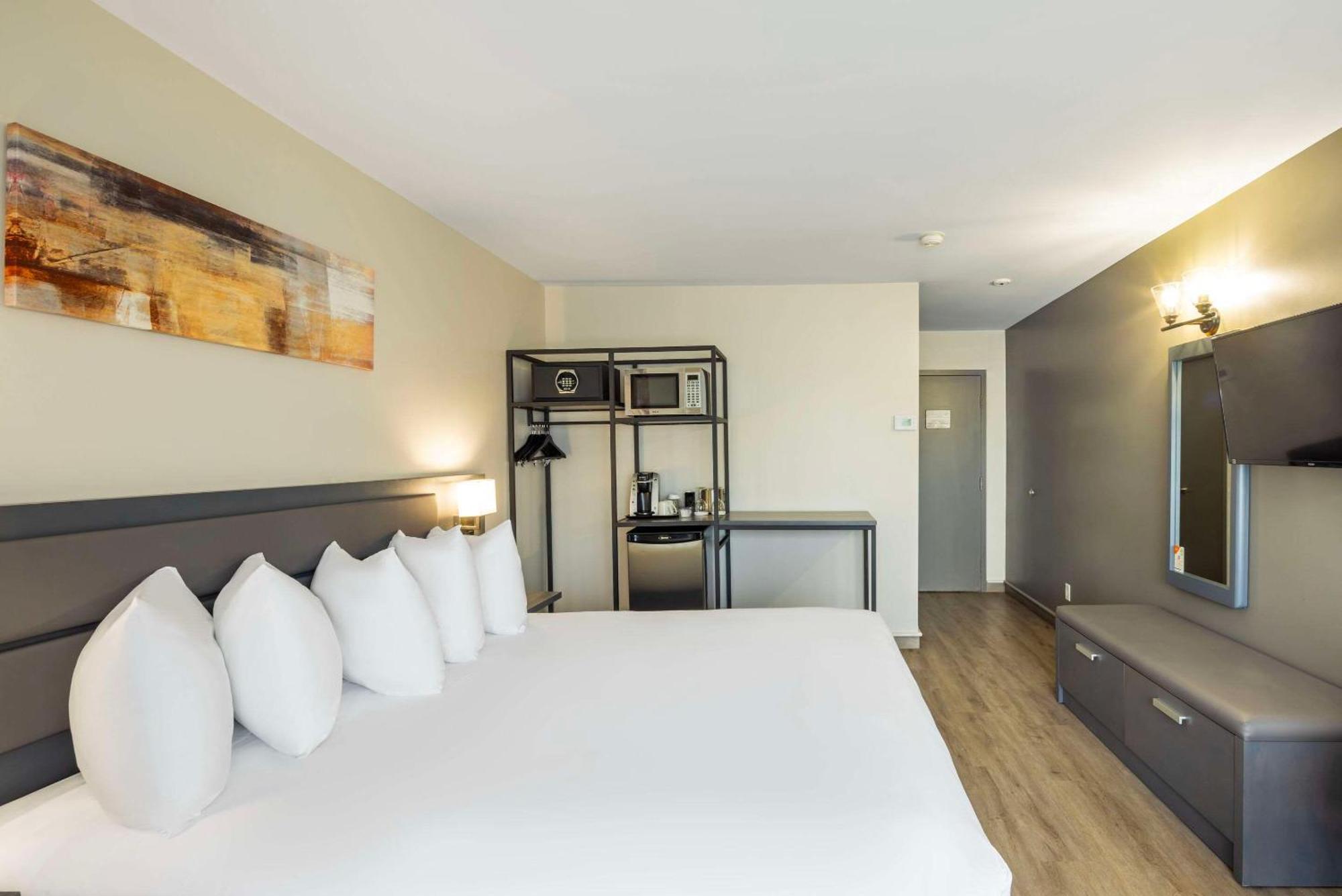 Les Suites De Laviolette Ascend Hotel Collection Trois-Rivières Екстериор снимка